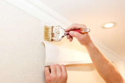 Pose de papier peint à Vautorte — revêtements muraux et toiles de verre